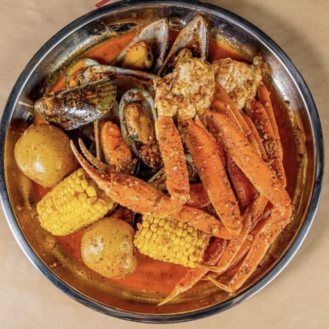 Snow Crab Legs & Green Mussel.