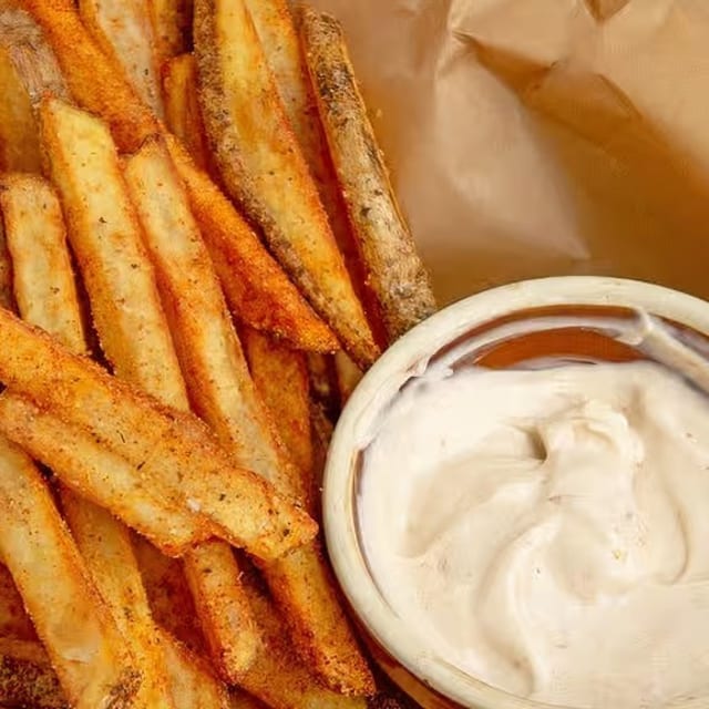 Cajun Fries (S).