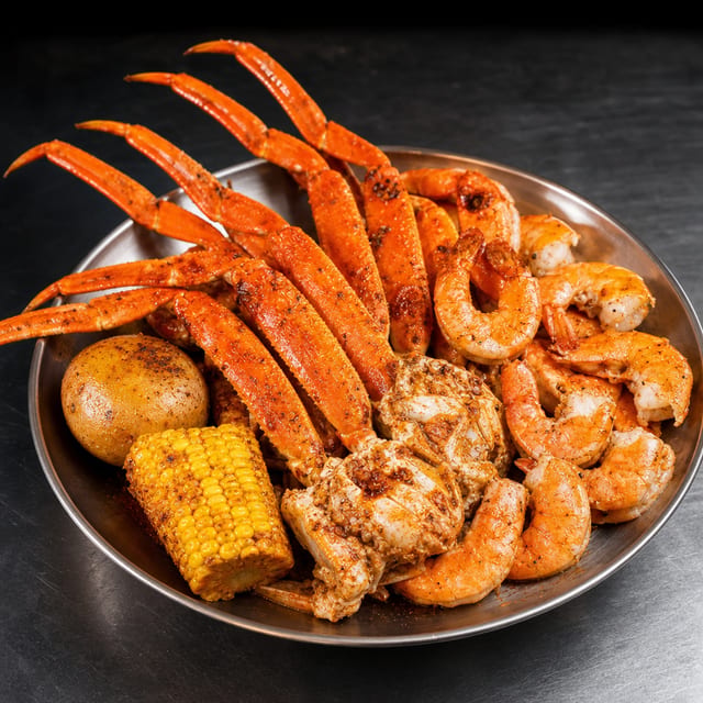 Snow Crab Legs & Shrimp (No Head).