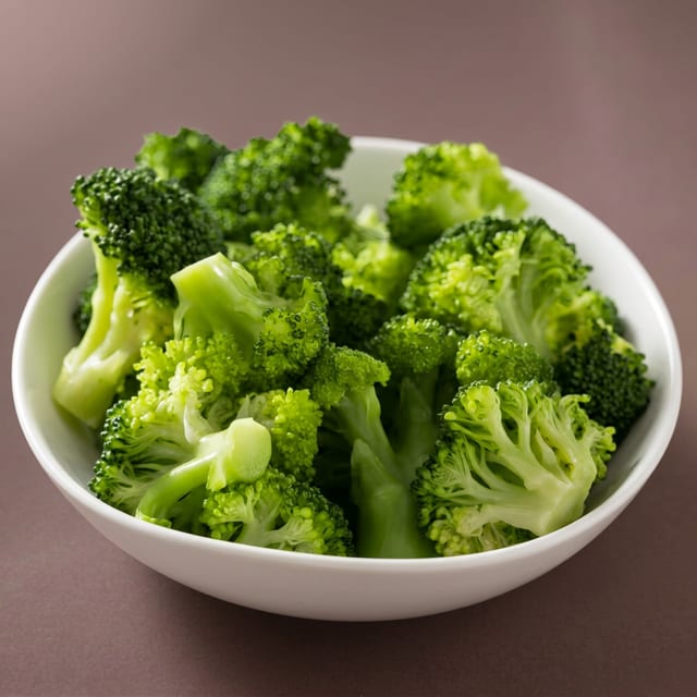 Steamed Broccoli (S).